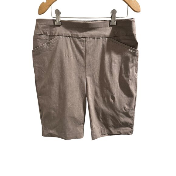 🍒 2/$20 🍒 Chicos Perfect Stretch Womens Shorts Size 1 Beige Rayon Blend - Picture 1 of 6